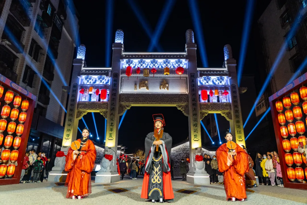 2025新春首秀 | 《戌时·随州》陶醉式情景夜游，，，，，邀您共觅随州千年文脉！